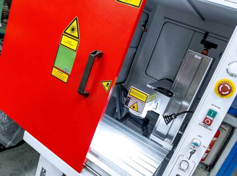 Neue Lasergraviermaschine