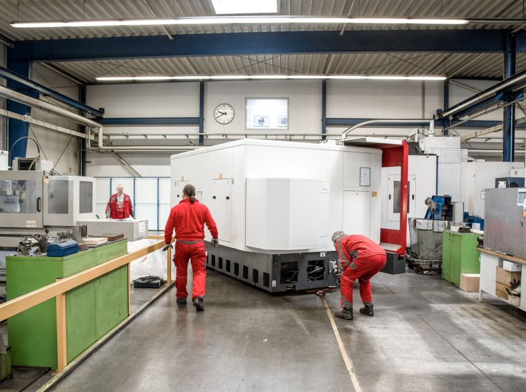 Anlieferung T6 Magnum, Hedelius